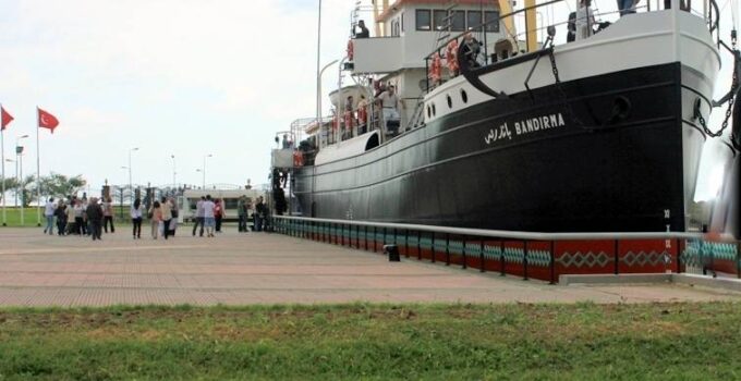 Vapur Karadan Yürütülecek! Samsun’daki Bandırma Vapuru Müzesi’nin Yeri Değiştiriliyor