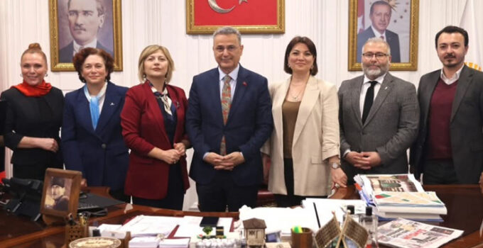 KURNAZ BAŞKAN’ın KALEMİNİ ATATÜRK’çüler mi KIRACAK?