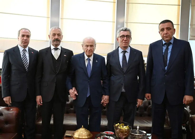 Bahçeli, Sarallar ve Şahinler aileleri ile buluştu: "Tarihi bir kucaklaşma" - Resim : 3
